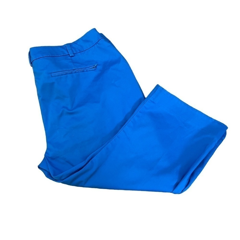 REITMANS Petite Blue Cropped Long Fit Mid Rise Capri Pant 16